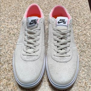 NIKE SB BRUIN HYPERFEEL size 14